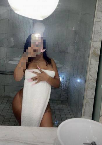 none, 25  female escort, Bridgeport
