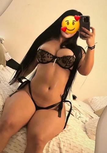 none, 24  female escort, Bridgeport